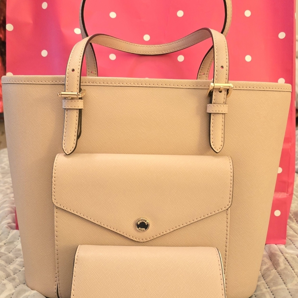 Michael Kors Tote and Wallet